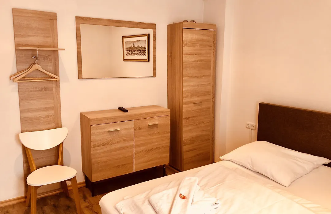 City Hotel Storch-1